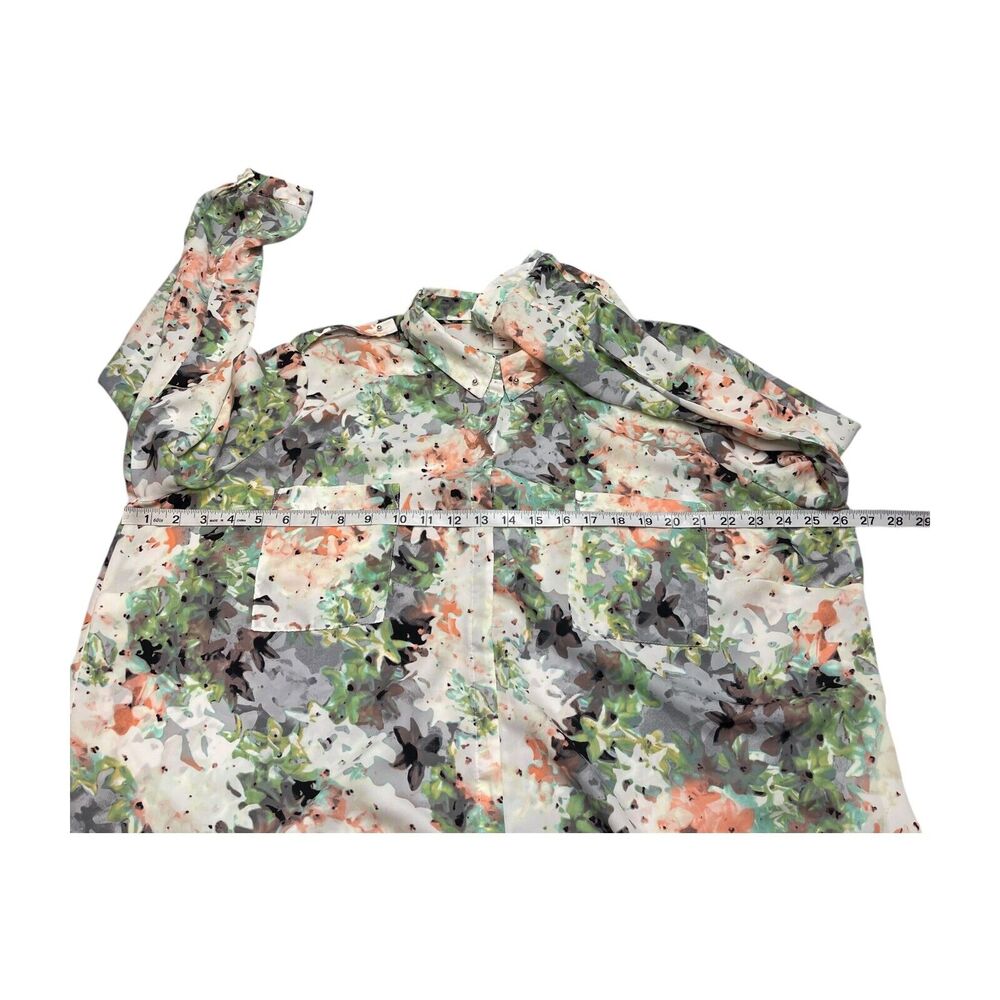 Jaclyn Smith Shirt Women's 2X Multicolor Floral Pockets Collared Button Down - Picture 4 of 7